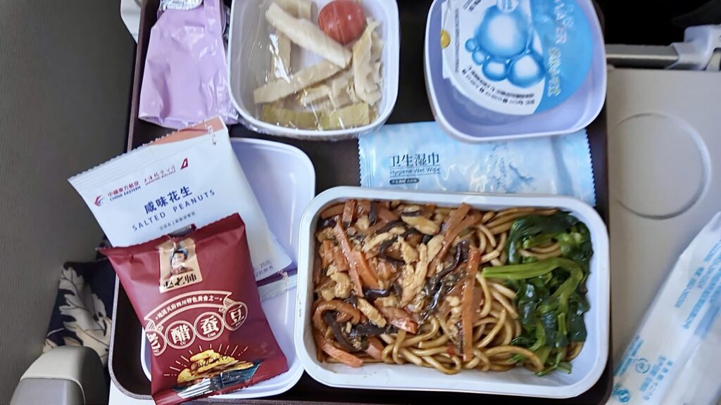 中国渡航からの帰りの機内食2回目